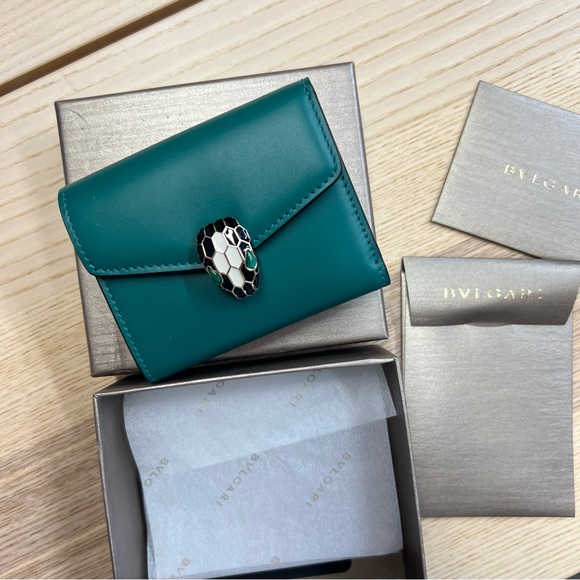 BVLGARI SERPENTI FOREVER TRIFOLD WALLET - Picture 4 of 9